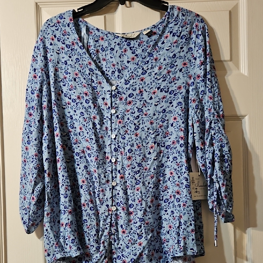 Chic Blue Floral Button-Up Blouse